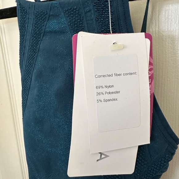 NWT Athleta Headstand Tank - Picture 6 of 6